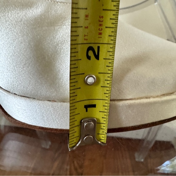 Vintage Peter Fox Letizia, Platform Pumps, White Italian Silk, Size 7.5 - Picture 13 of 16